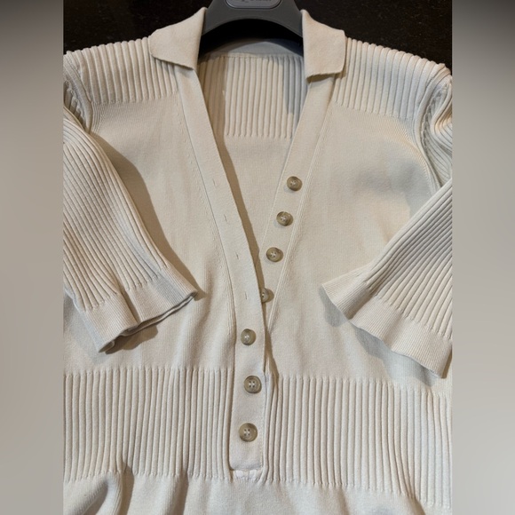 Authentic Jacquemus Cream Button-Up Blouse - Picture 6 of 11